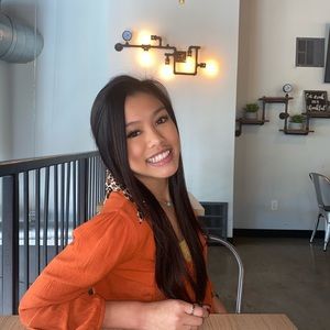 Meet your Posher, Kaitlyn